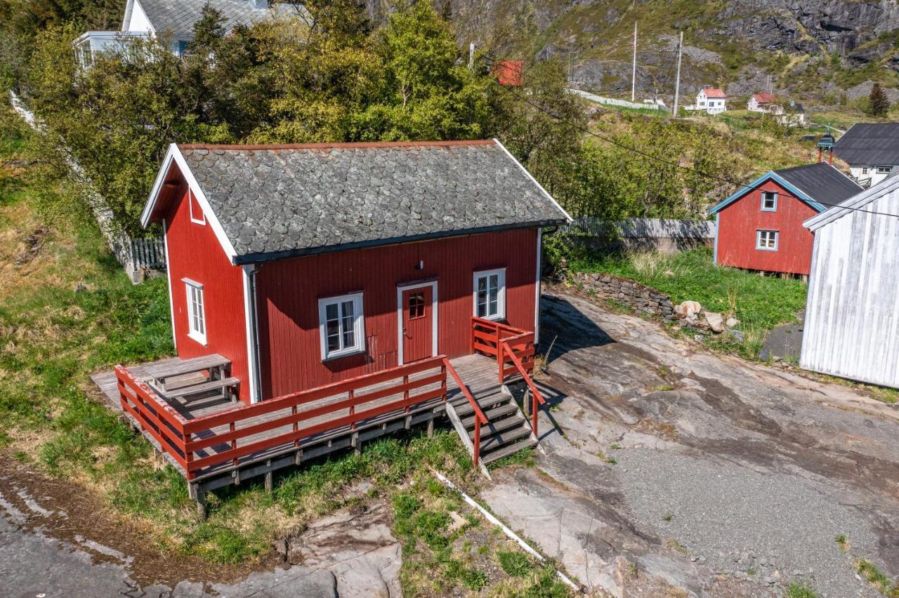 Lofoten Budget Hostel Å Exterior foto